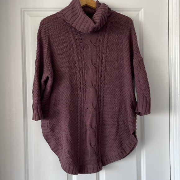 Express Cable Knit Turtleneck Rounded Hem Tunic Sweater S - Picture 4 of 5